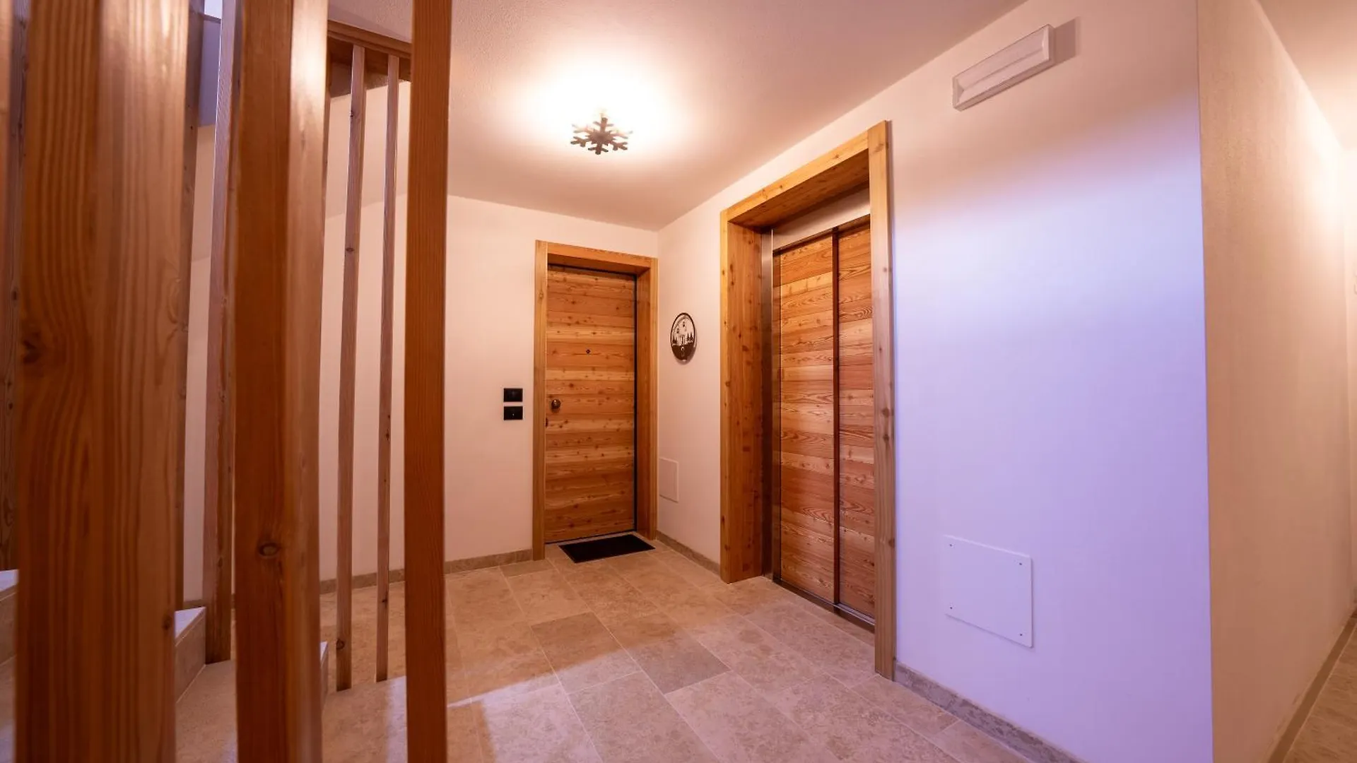 Arga' New Alpine Design Apartment Central & Scenic Views San Vito di Cadore
