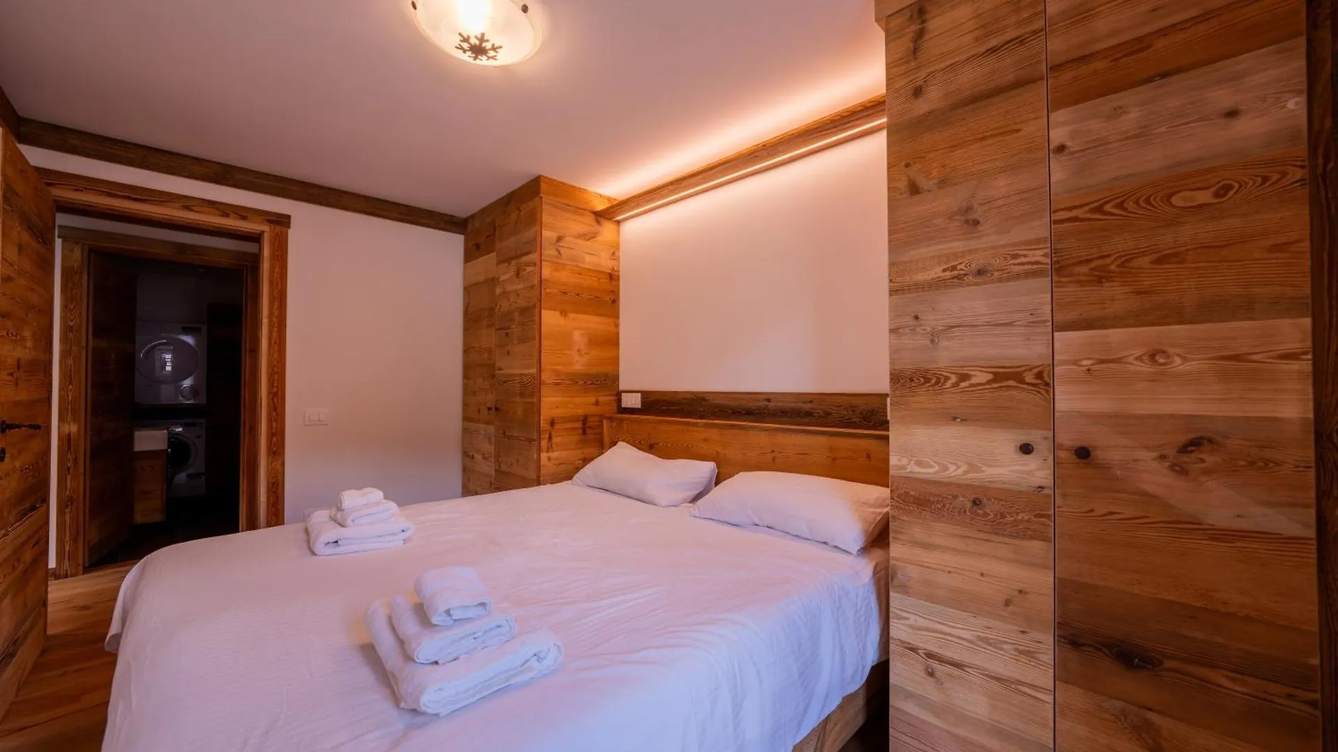 Arga' New Alpine Design Apartment Central & Scenic Views San Vito di Cadore